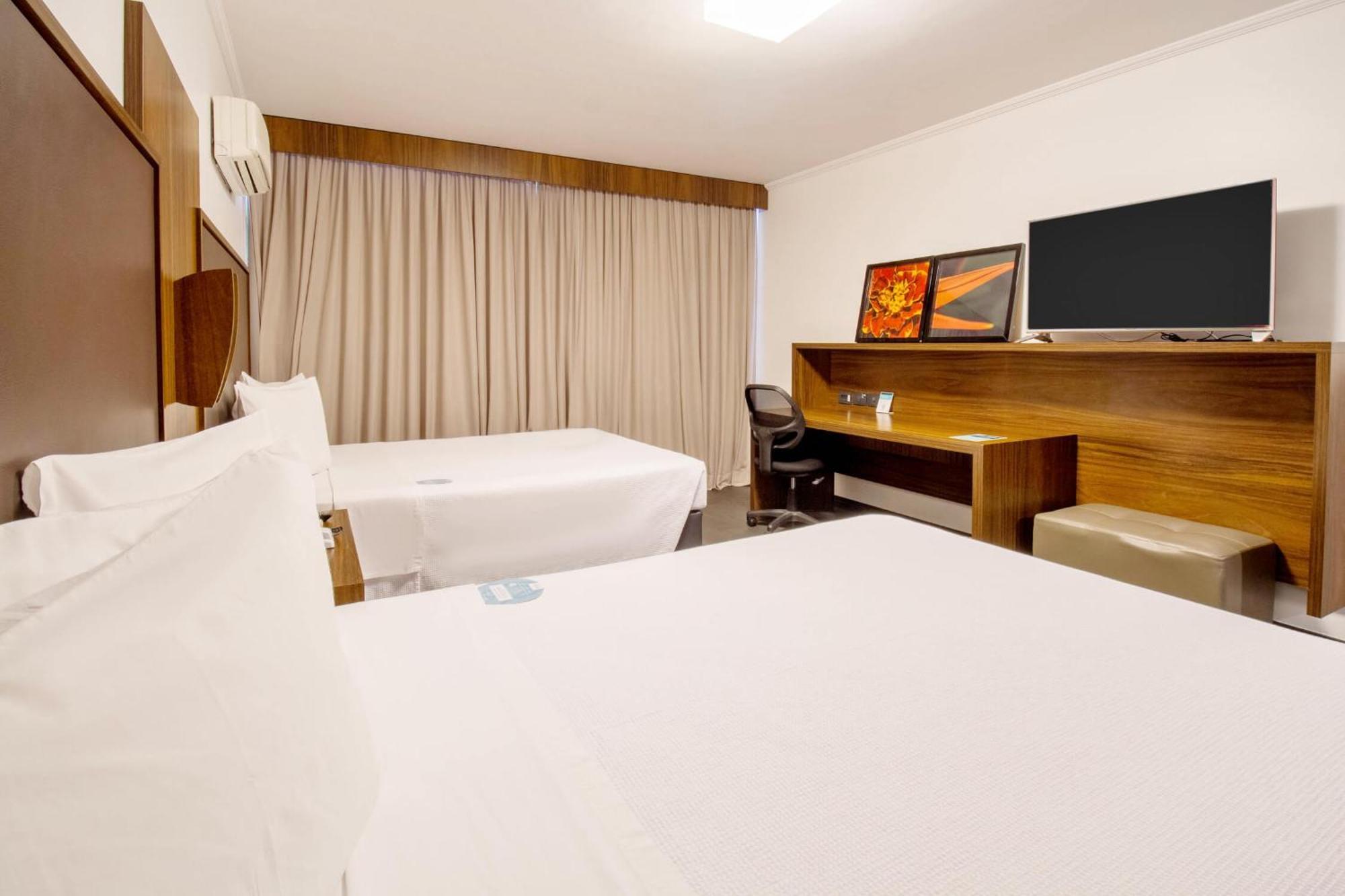 Hotel Deville Business Maringá Εξωτερικό φωτογραφία