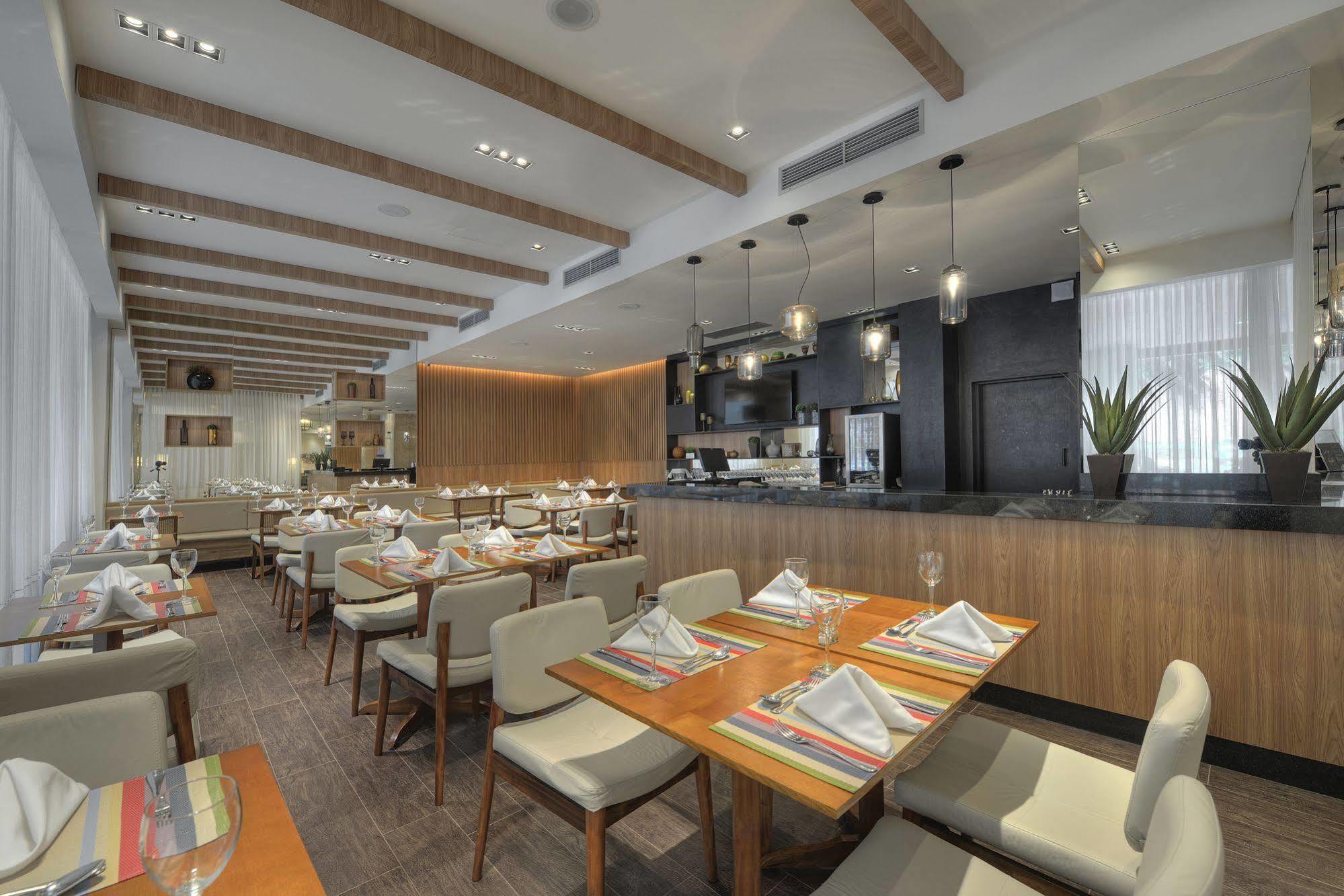 Hotel Deville Business Maringá Εξωτερικό φωτογραφία