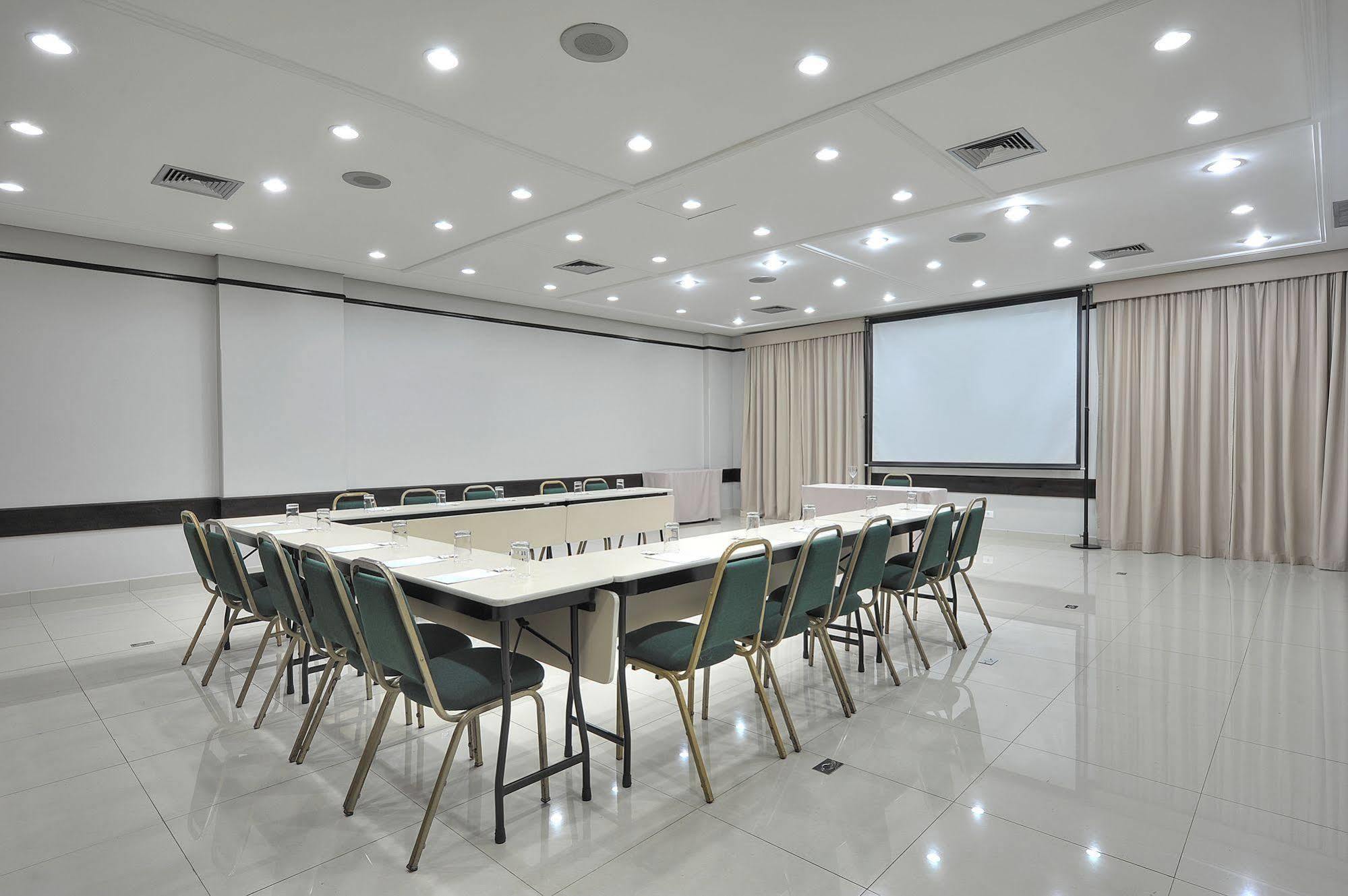 Hotel Deville Business Maringá Εξωτερικό φωτογραφία